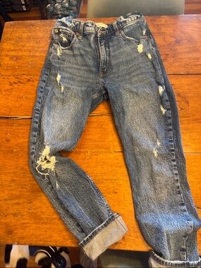 Abercrombie & Fitch Women's Distressed Blue Straight Leg Jeans